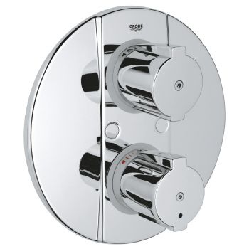 Grohe Grohtherm 2000 Special Thermostat with integrated 2-way diverter
for bath or shower with more than one outlet 